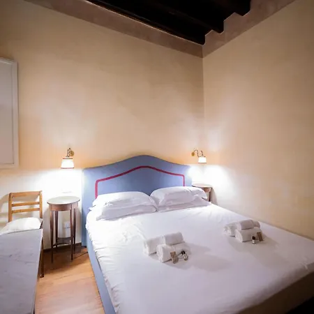 Campo De Fiori Unique 2 Bedroom * Rom