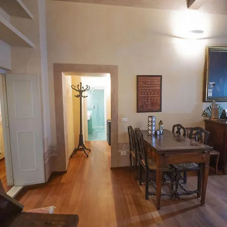 Campo De Fiori Unique 2 Bedroom Lägenhet *